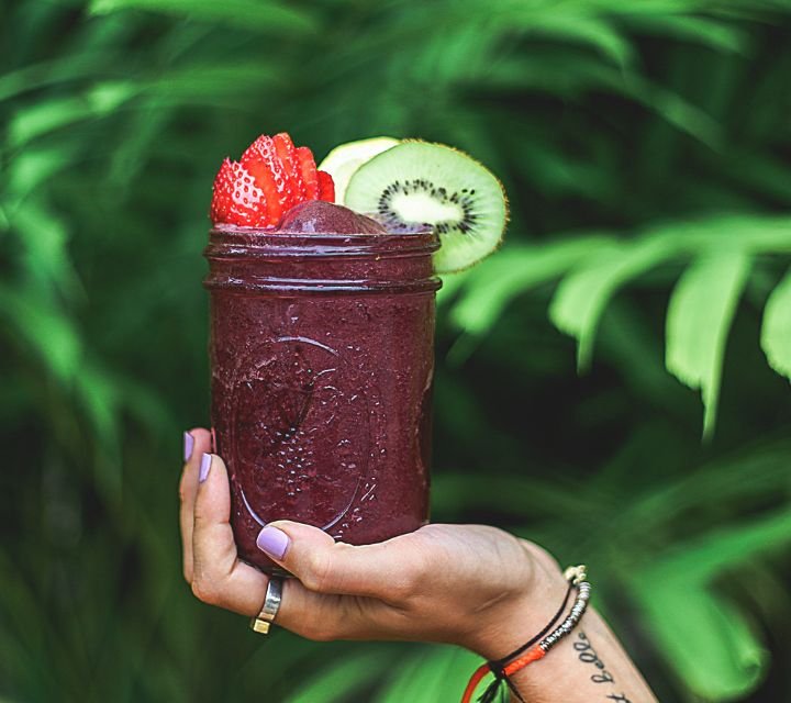 Helado saludable de acai con frutas