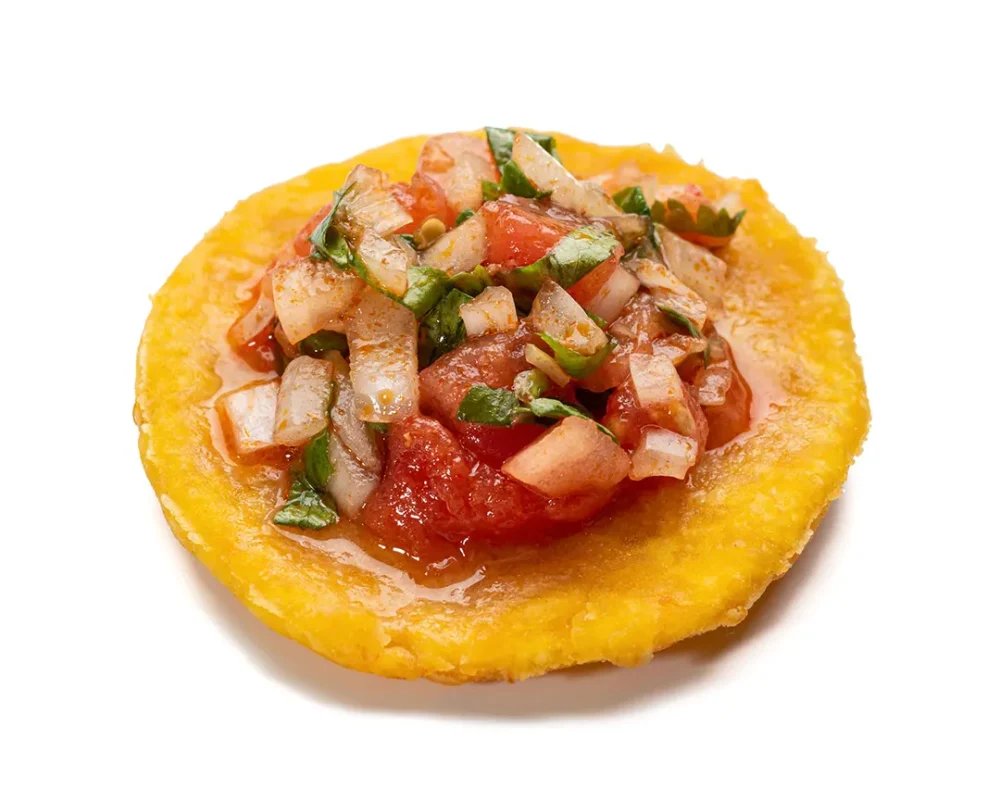 Tapas veganas en Tapapies 2025, sopaipilla en La Chiskona