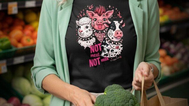 Camiseta con mensaje vegano Not meat not milk de Vegan Tees